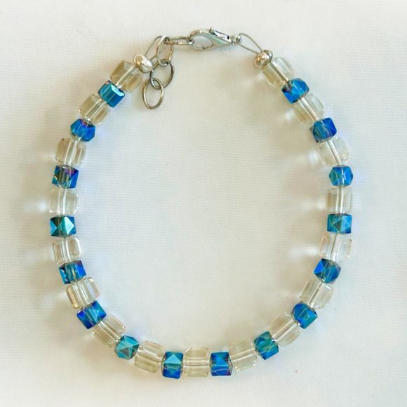 Iridescent Blue & Clear Square Bead Bracelet - Picture 3 of 3